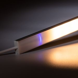 24V Touch Aluminium LED Leiste - warmweiß - diffuse Abdeckung - bis 3m Länge 24V Touch Aluminium LED Leiste - warmweiß - diffuse Abdeckung - bis 3m Länge